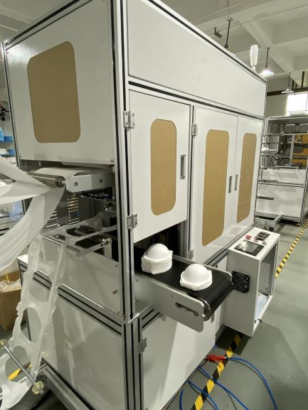 二段式全自（zì）動杯型口罩機、半自動杯（bēi）型口罩機、3M1860杯型口罩機、專業承接異型口罩機